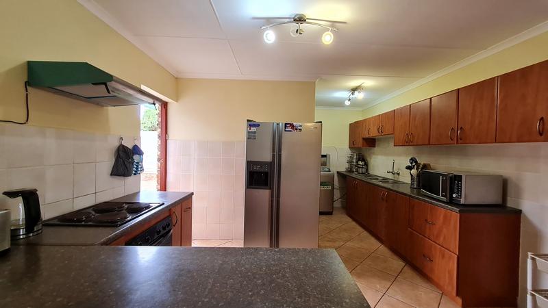 3 Bedroom Property for Sale in Dana Bay Western Cape